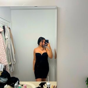 Strapless black H&M dress